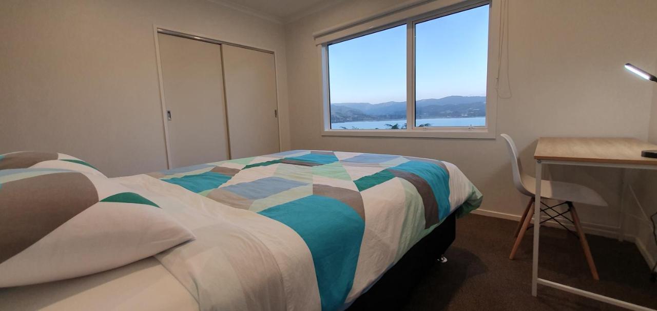 Whitby Sea View Apartment โพริรัว ภายนอก รูปภาพ